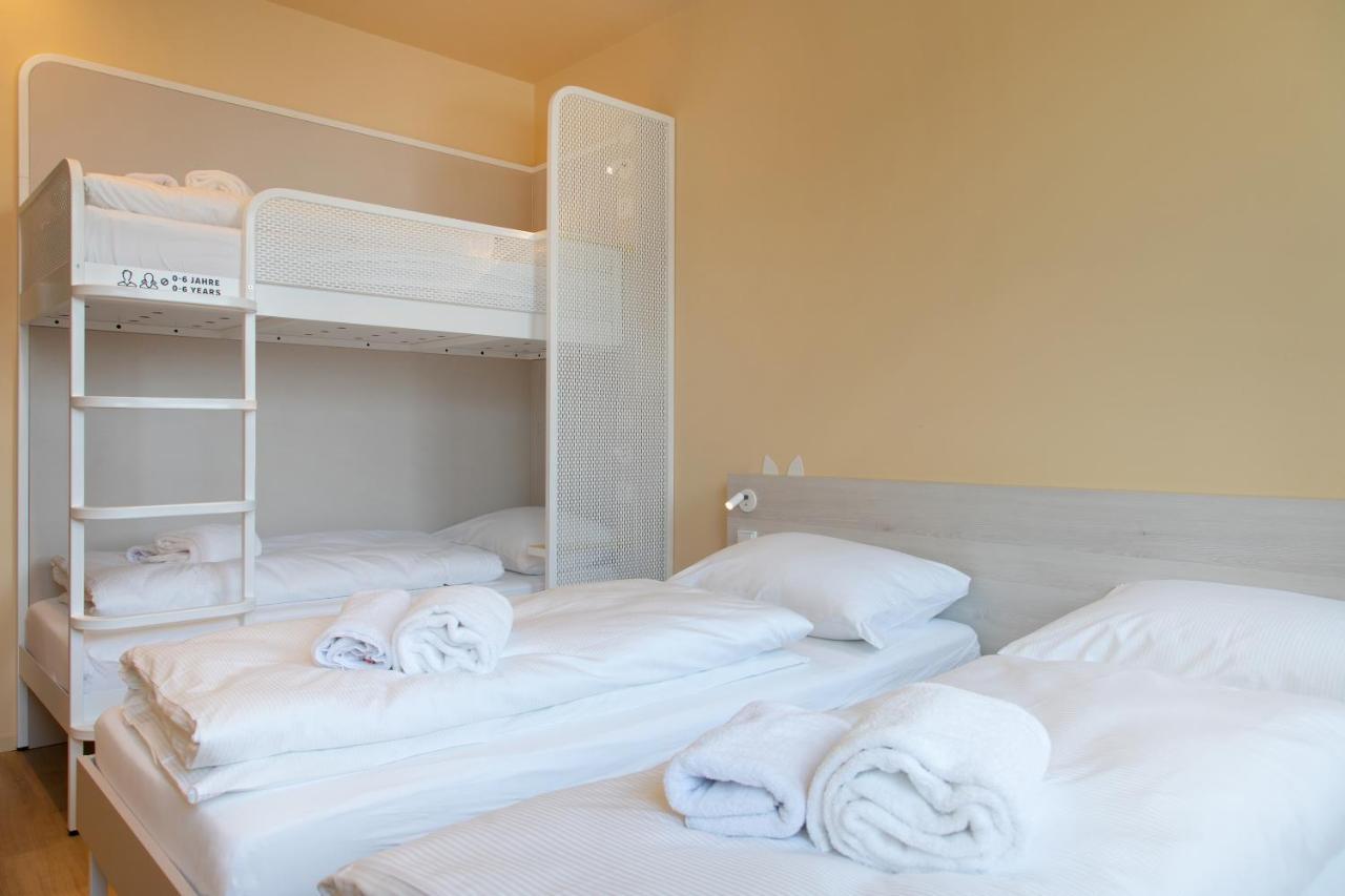Meininger Hotel Bremen Hauptbahnhof Esterno foto