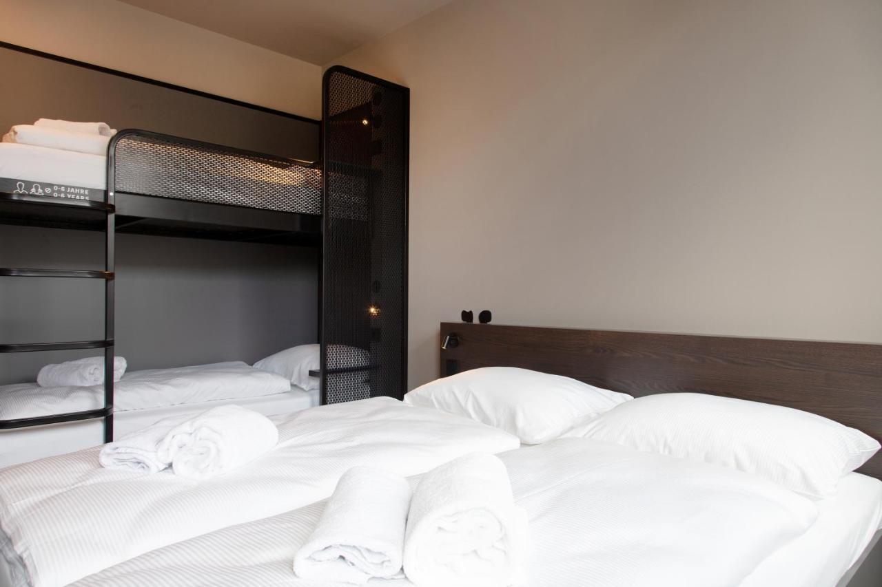 Meininger Hotel Bremen Hauptbahnhof Esterno foto